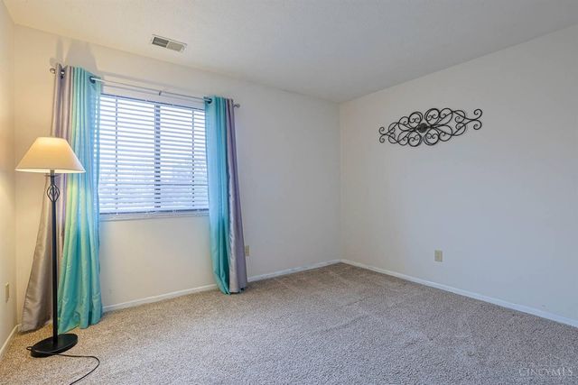 4213 Victorian Green Drive, Green Twp, OH 45211