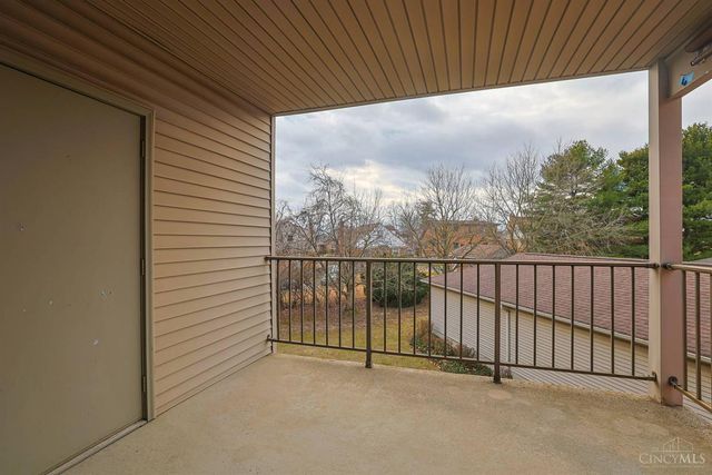 4213 Victorian Green Drive, Green Twp, OH 45211