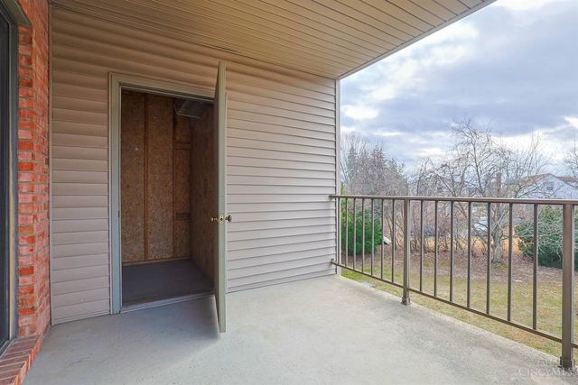 4213 Victorian Green Drive, Green Twp, OH 45211