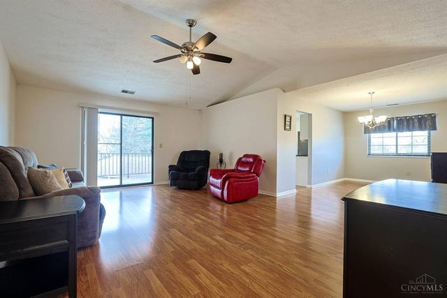 4213 Victorian Green Drive, Green Twp, OH 45211