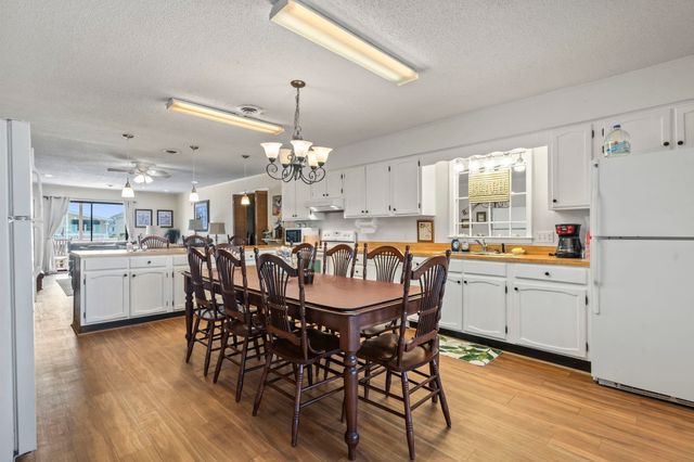 327 55th Ave. N, North Myrtle Beach, SC 29582