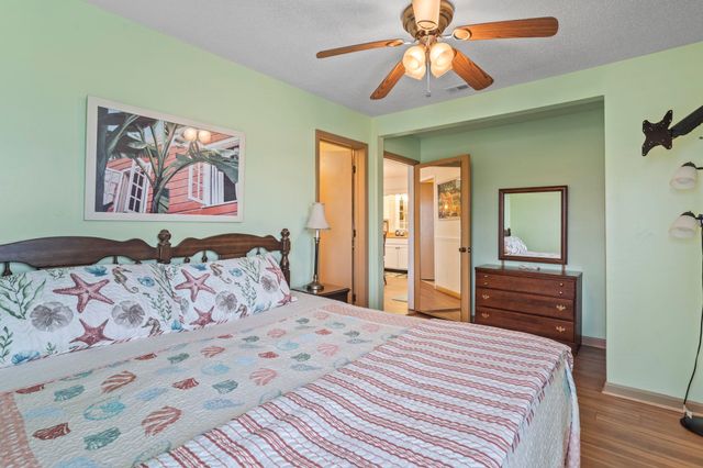 327 55th Ave. N, North Myrtle Beach, SC 29582