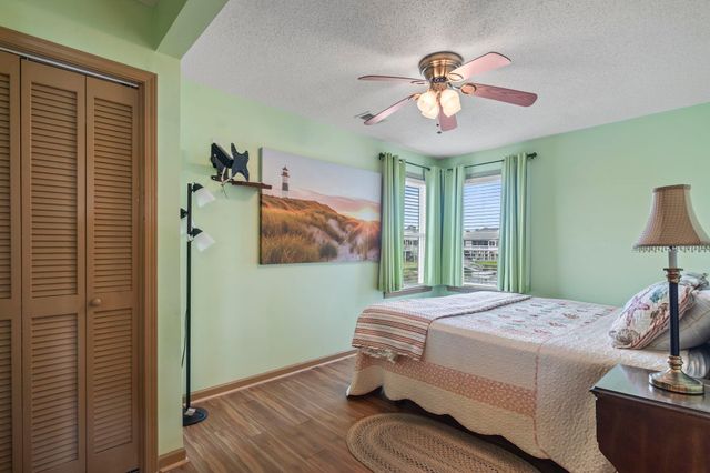 327 55th Ave. N, North Myrtle Beach, SC 29582