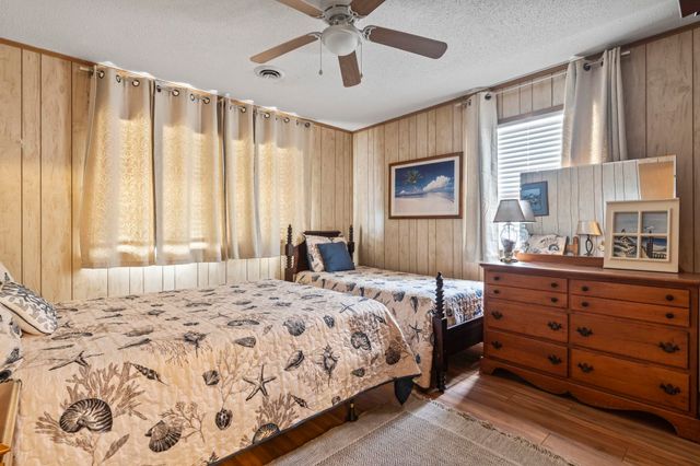 327 55th Ave. N, North Myrtle Beach, SC 29582