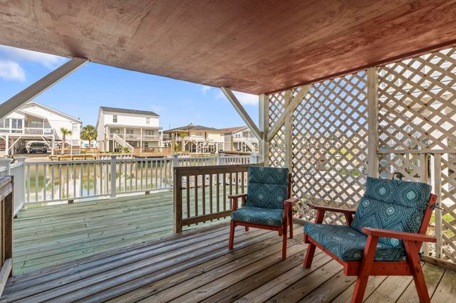 327 55th Ave. N, North Myrtle Beach, SC 29582