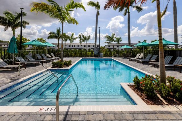 3000 Park Pl, Dania Beach, FL 33312