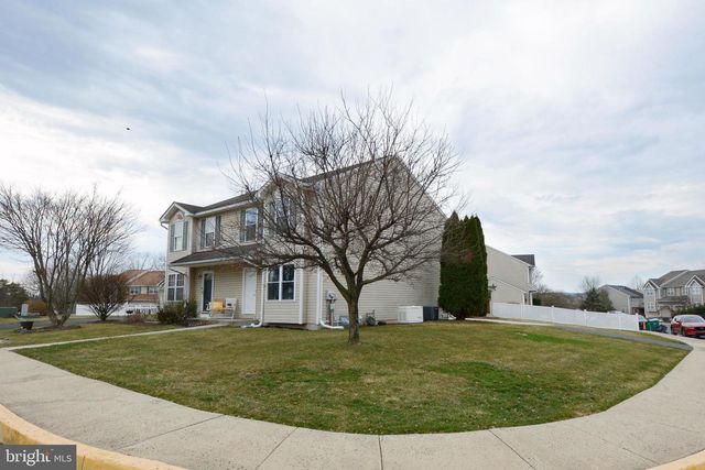 603 HONEYSUCKLE WAY, Pennsburg, PA 18073