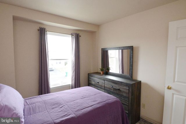 603 HONEYSUCKLE WAY, Pennsburg, PA 18073