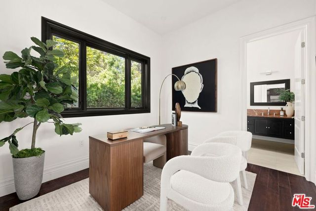 10669 Wellworth Avenue, Los Angeles, CA 90024