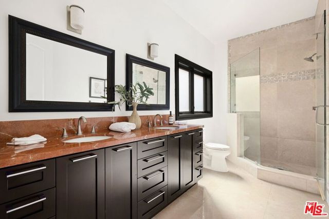 10669 Wellworth Avenue, Los Angeles, CA 90024