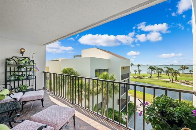 50 COE ROAD 331, Belleair, FL 33756