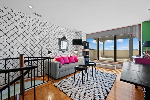 50 COE ROAD 331, Belleair, FL 33756