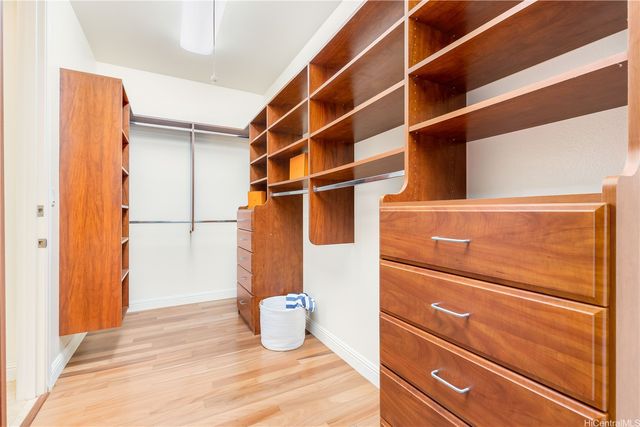 1032 Koko Uka Place, Honolulu, HI 96825