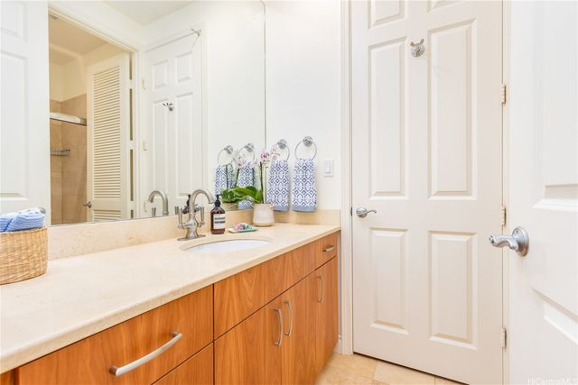1032 Koko Uka Place, Honolulu, HI 96825