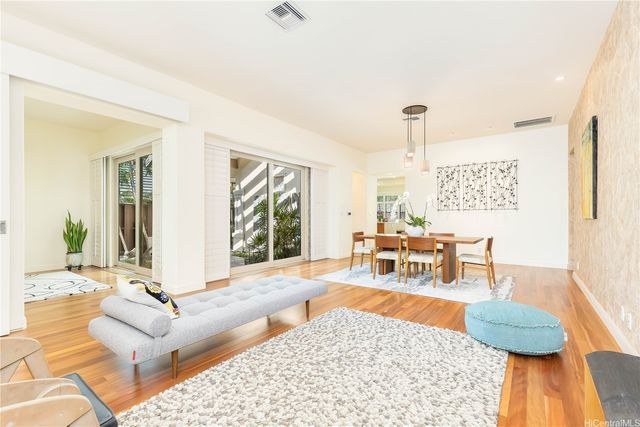 1032 Koko Uka Place, Honolulu, HI 96825