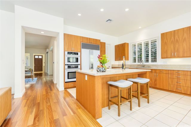 1032 Koko Uka Place, Honolulu, HI 96825