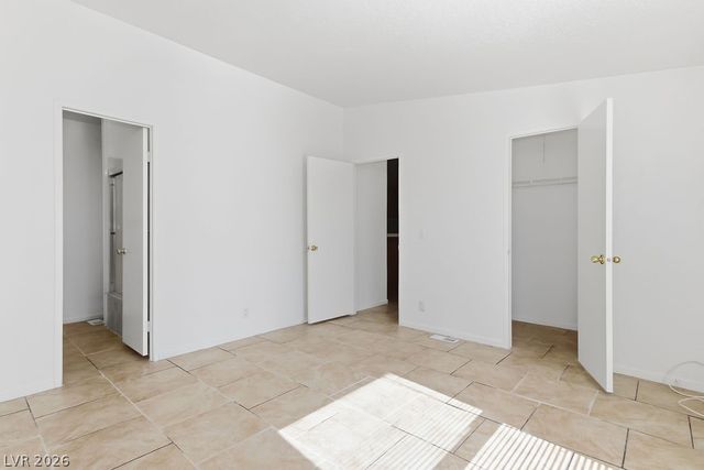 5915 Sassy Rose Drive, Las Vegas, NV 89122