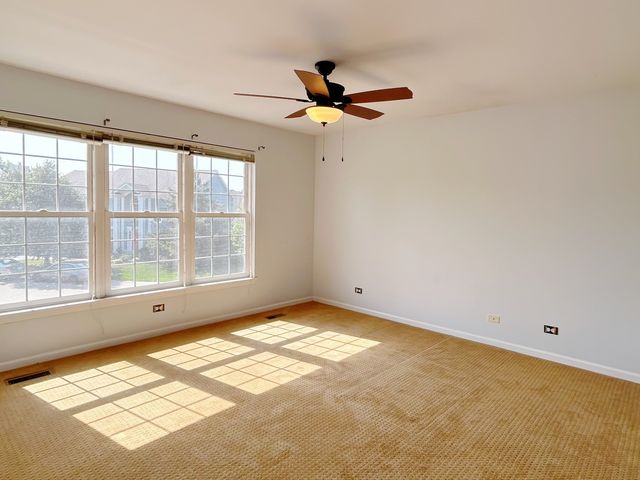 3 Barton Creek Court, Lake In The Hills, IL 60156