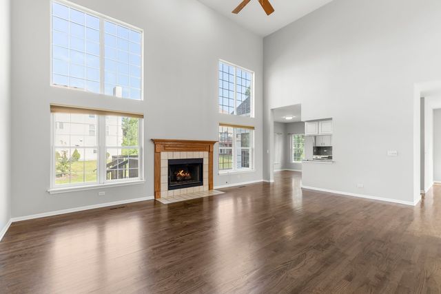 3 Barton Creek Court, Lake In The Hills, IL 60156