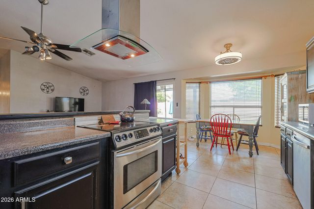 8545 N 53RD Avenue, Glendale, AZ 85302