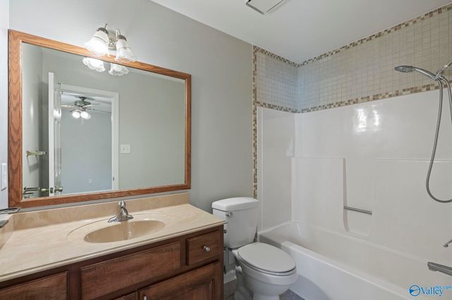 10415 Parliament Drive, Huntsville, AL 35803