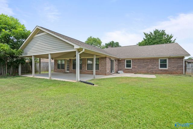10415 Parliament Drive, Huntsville, AL 35803