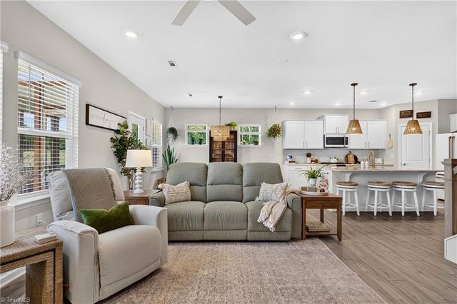 3874 Old Flat Rock Road, Kernersville, NC 27284