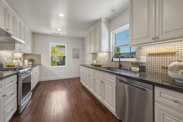 1874 Catherine Street, Santa Clara, CA 95050