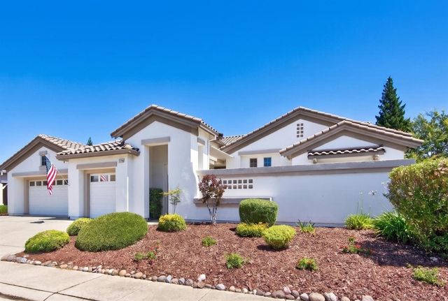 2209 Lamplight Ln, Lincoln, CA 95648