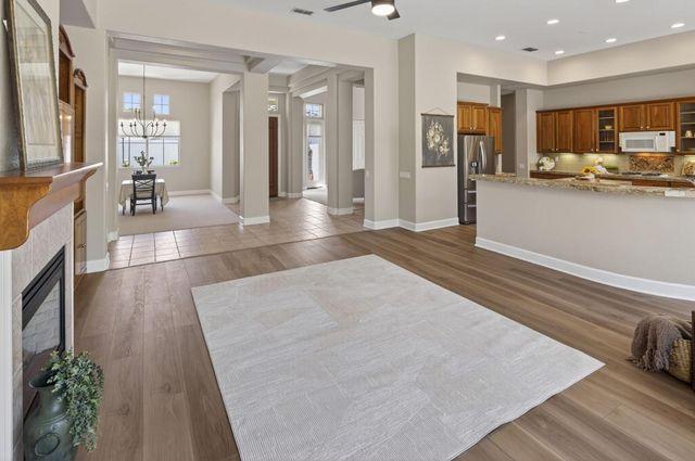 2209 Lamplight Ln, Lincoln, CA 95648