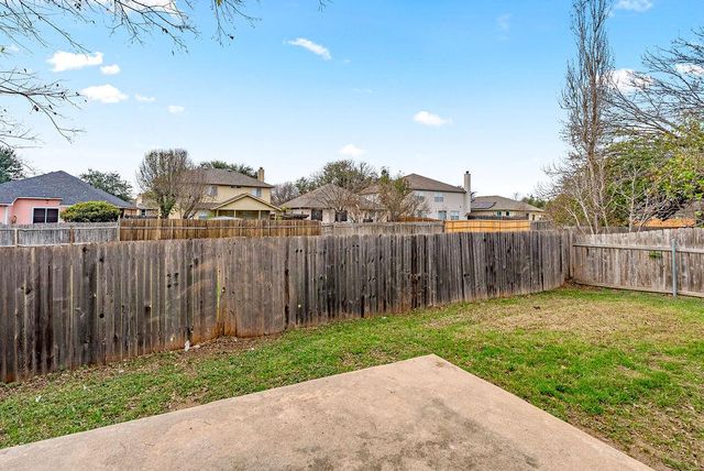 1236 Hughmont DR, Pflugerville, TX 78660
