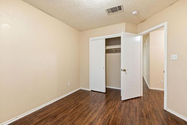 1236 Hughmont DR, Pflugerville, TX 78660