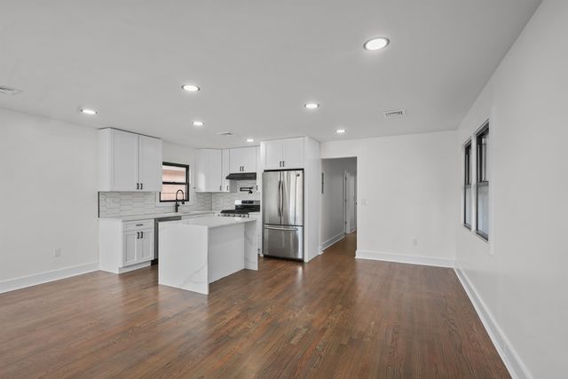 4314 COTTAGE AVE, North Bergen, NJ 07047