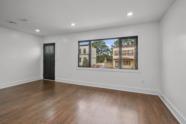 4314 COTTAGE AVE, North Bergen, NJ 07047