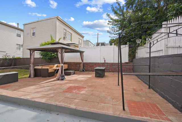 4314 COTTAGE AVE, North Bergen, NJ 07047