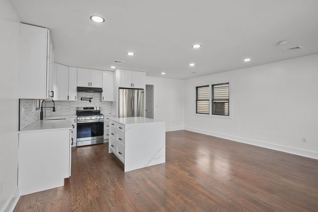 4314 COTTAGE AVE, North Bergen, NJ 07047
