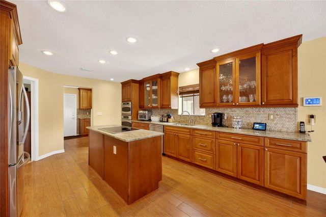 6603 BLACKFIN WAY, Apollo Beach, FL 33572