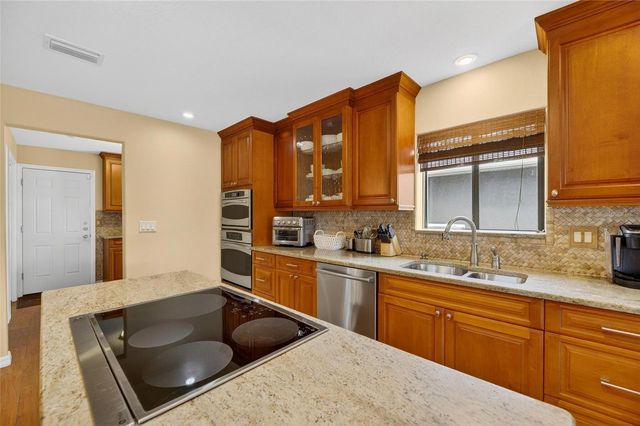 6603 BLACKFIN WAY, Apollo Beach, FL 33572
