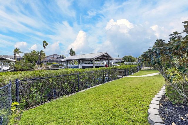 6603 BLACKFIN WAY, Apollo Beach, FL 33572