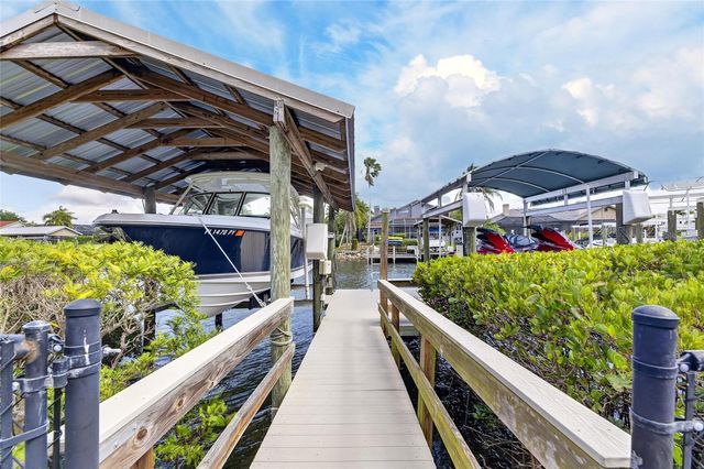 6603 BLACKFIN WAY, Apollo Beach, FL 33572