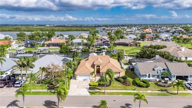 6603 BLACKFIN WAY, Apollo Beach, FL 33572