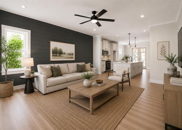 556 Pine Street, Holly Hill, SC 29059
