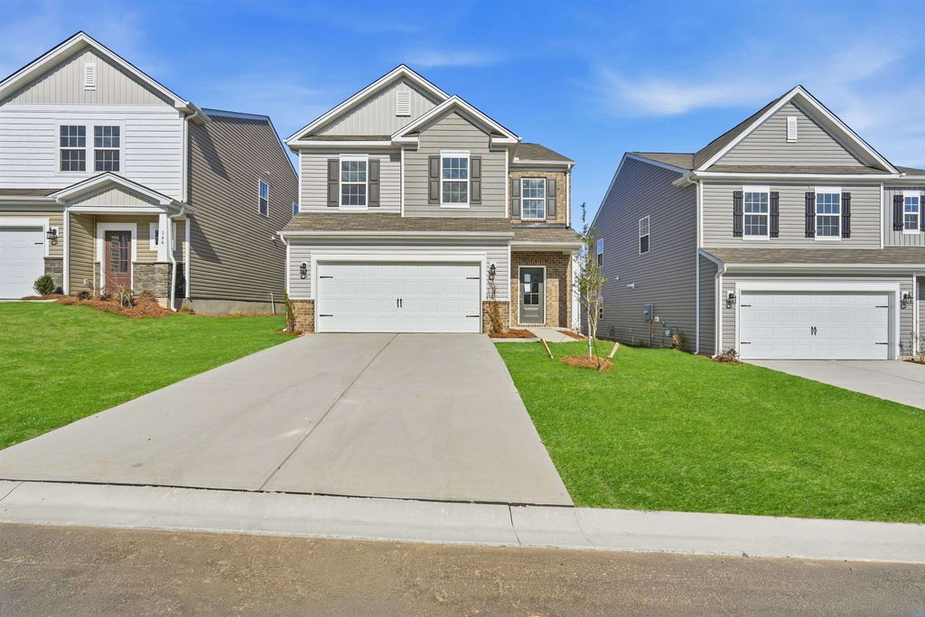 142 Farmwell Drive, Woodruff, SC 29388