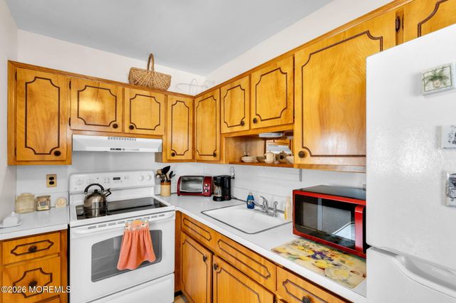 4 A Oregon Drive 4A, Whiting, NJ 08759