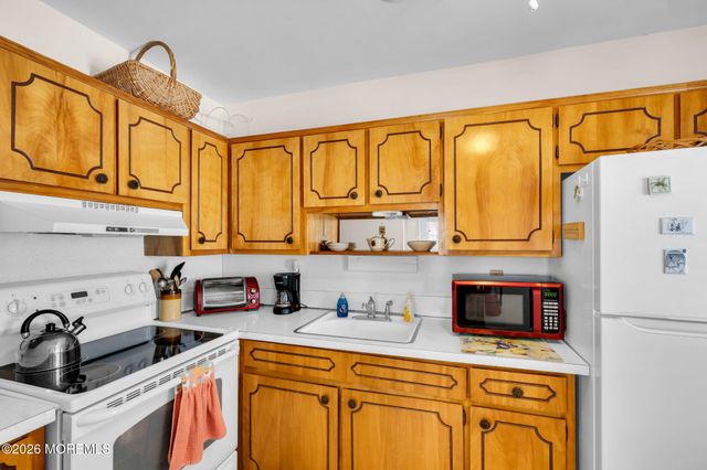 4 A Oregon Drive 4A, Whiting, NJ 08759