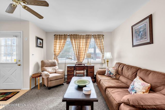 4 A Oregon Drive 4A, Whiting, NJ 08759