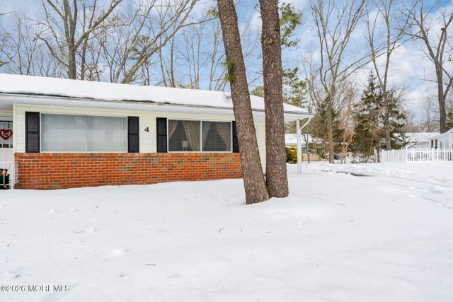 4 A Oregon Drive 4A, Whiting, NJ 08759