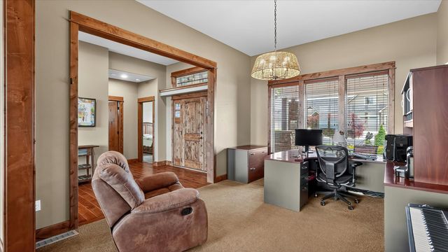 9203 N Scarlet Sky Dr, Spokane, WA 99208