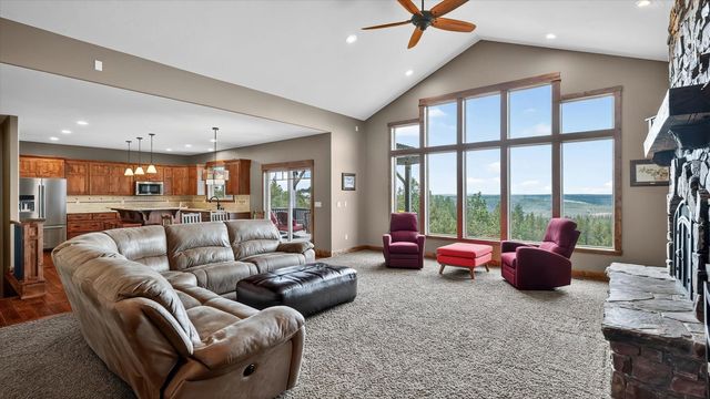 9203 N Scarlet Sky Dr, Spokane, WA 99208
