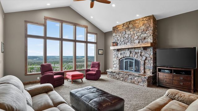 9203 N Scarlet Sky Dr, Spokane, WA 99208